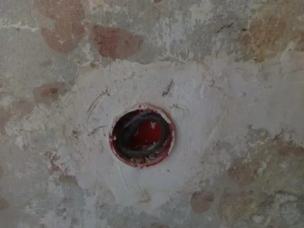 Штукатурка подрозетников