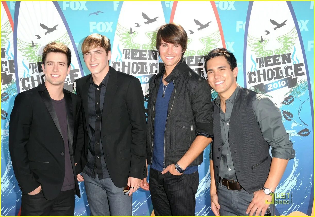 Big time rush логан 2021. Группа big time rush 2021. Биг тайм раш постер. Биг тайм раш никелодеон. Биг тайм раш.