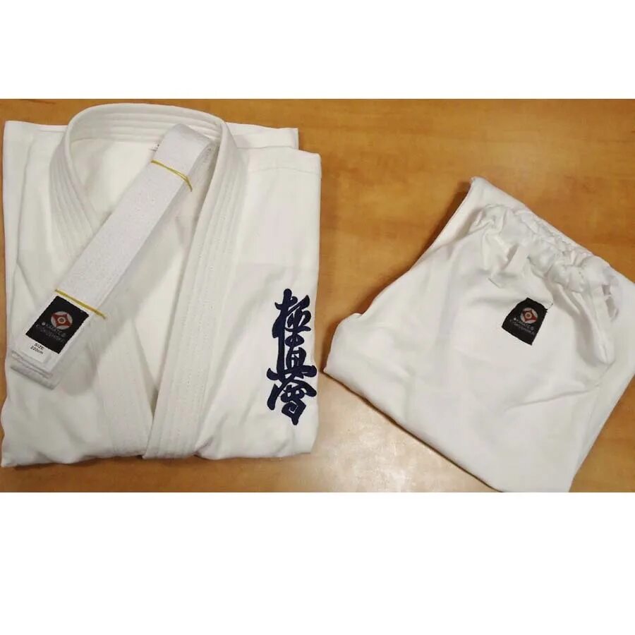 Каратэ киокушинкай эстетика. Кимоно каратэ киокусинкай. Доги каратэ киокушинкай. Кимоно ги кекушин каратэ. Доги каратэ киокушинкай.