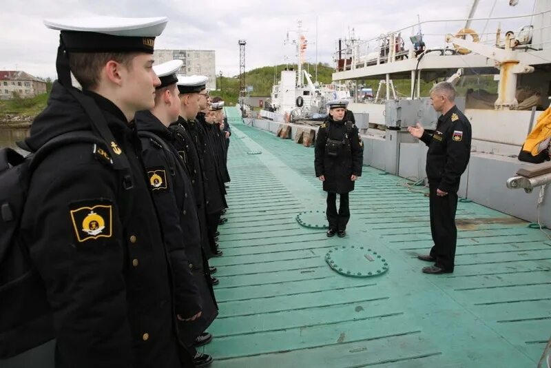 Новости подводного флота. Ромуальд Муклевич гидрографическое судно. Гидрографы Северного флота. Лейтенант ВМФ. Подводные лодки Северного флота.