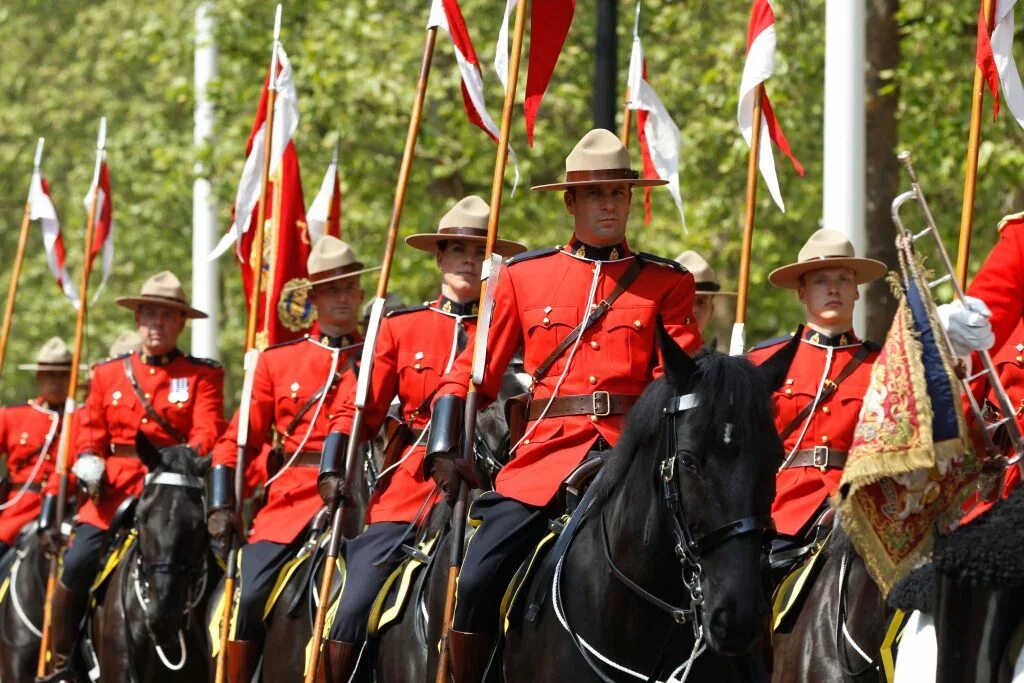 The royal canadian mounted police (rcmp). Королевская конная полиция. Канадская конная полиция. Канадская королевская конная полиция. Канадская конная полиция.