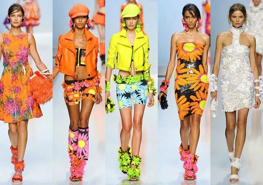 яркие смелые. яркие краски жизни. радужные вещи. стиль кич китч. радужная женщина.