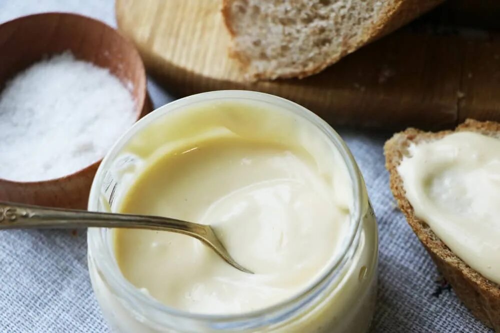 чайная ложка майонез в5с. домашний майонез. шафрановый майонез. майонез выдавленный. майонез 1 чайная ложка.