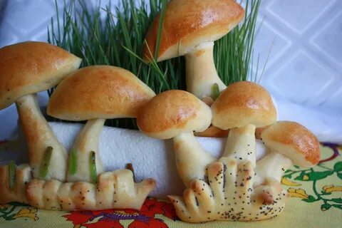 Выпечка грибы из теста