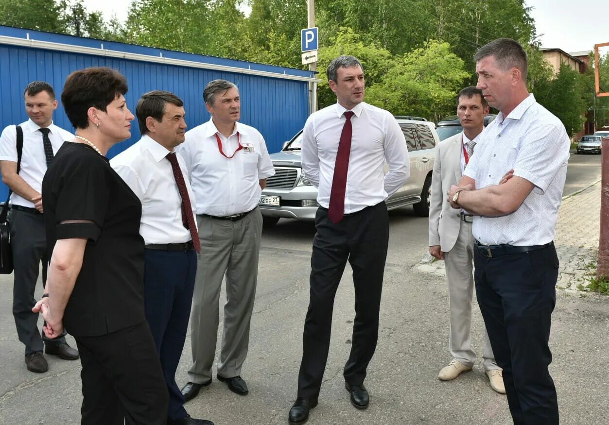 Рои тв новости. Тындинская больница Амурской области. Тындинская ЖД больницы. Тындинская больница ЖД главный врач. ЖД больница Тында.