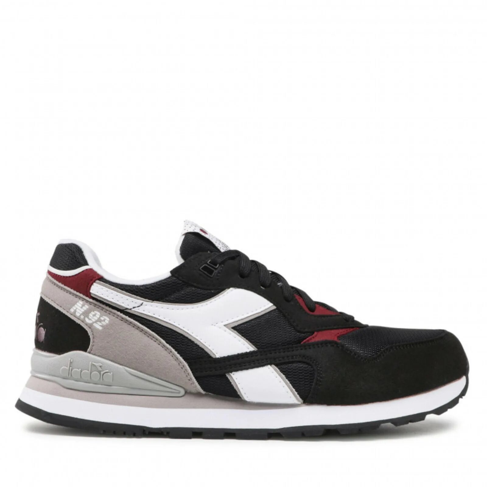 92 l. Diadora n92 black. Кроссовки диадора мужские серые. Diadora кроссовки мужские белые. Diadora n92 white.