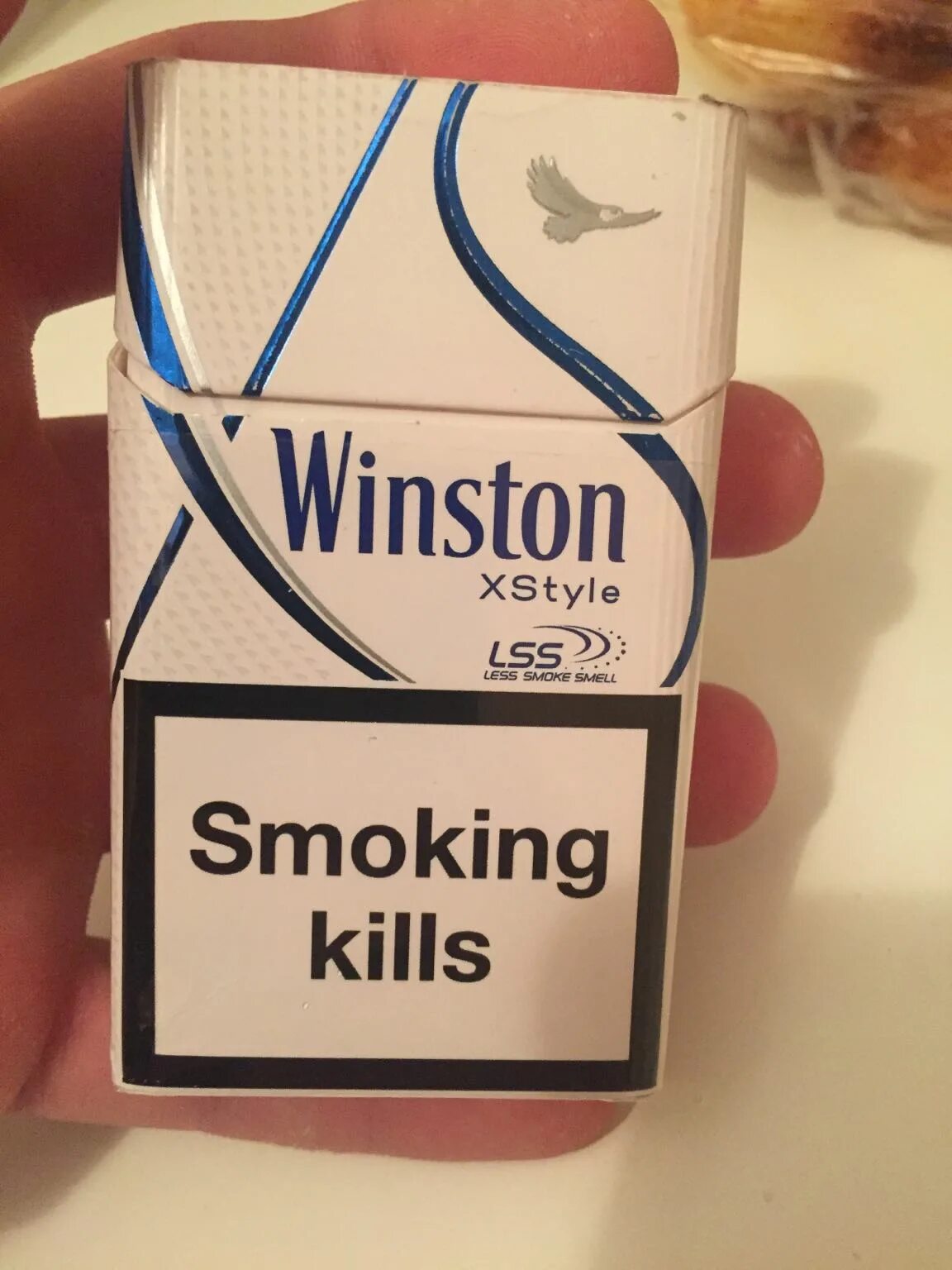Винстон xs цена. Сигареты Winston XS Blue. Винстон XS Blue тонкие. Винстон XS компакт. Winston XS синий тонкий.