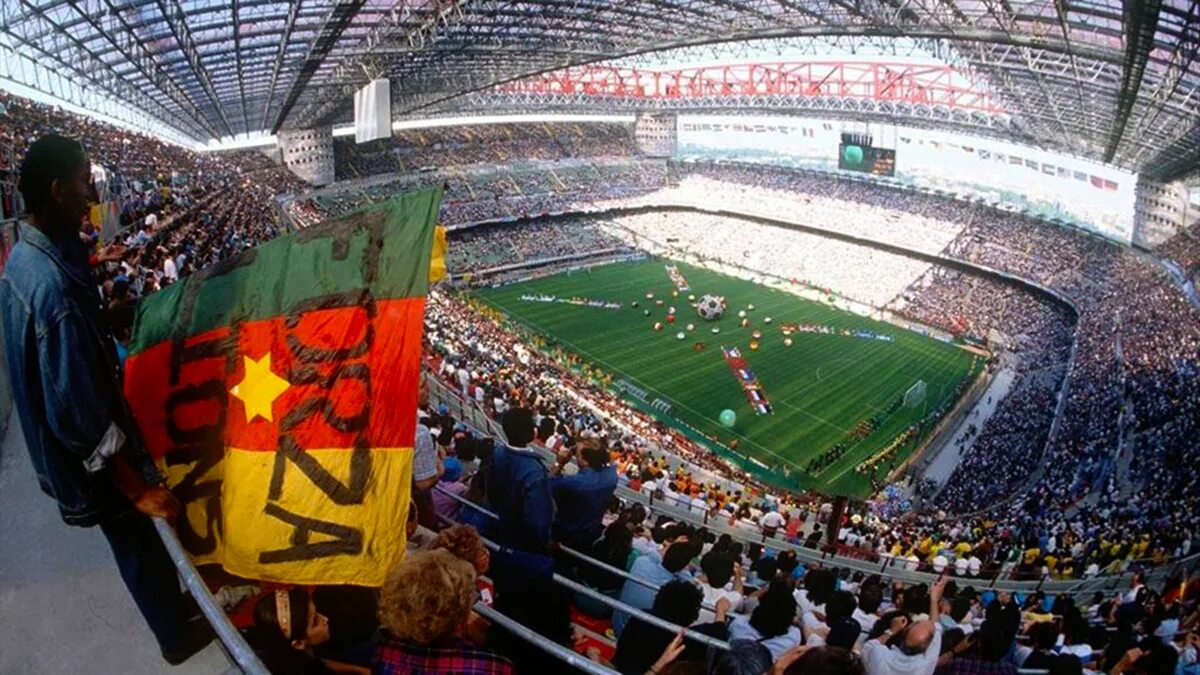 Мировая арена стран. Сан Сиро 1990. Сан Сиро стадион 1990-е.