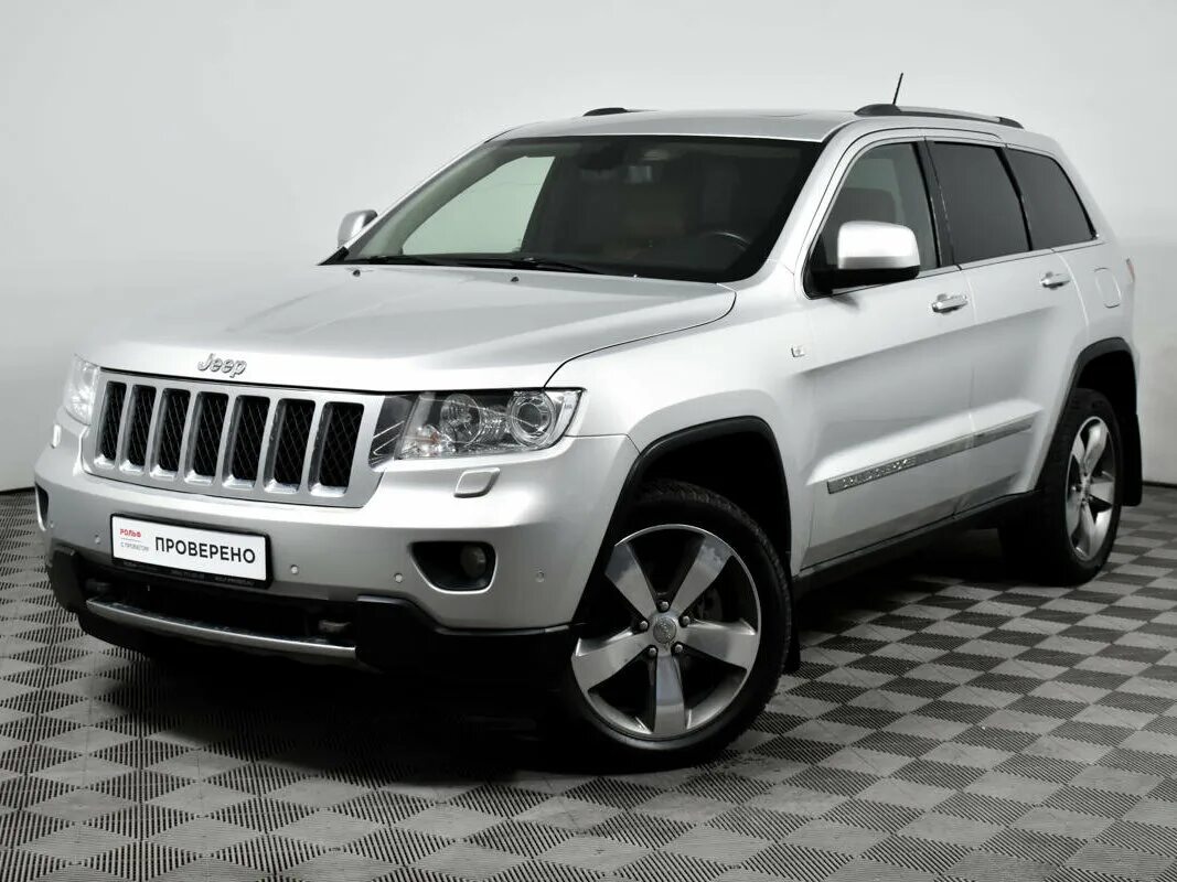 Гранд чероки 3.0 дизель купить. Jeep Grand Cherokee 2012. Jeep Grand Cherokee wk2 серебристый. Jeep Grand Чероки 2012. Jeep Grand Cherokee IV.