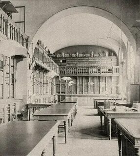 Академия история