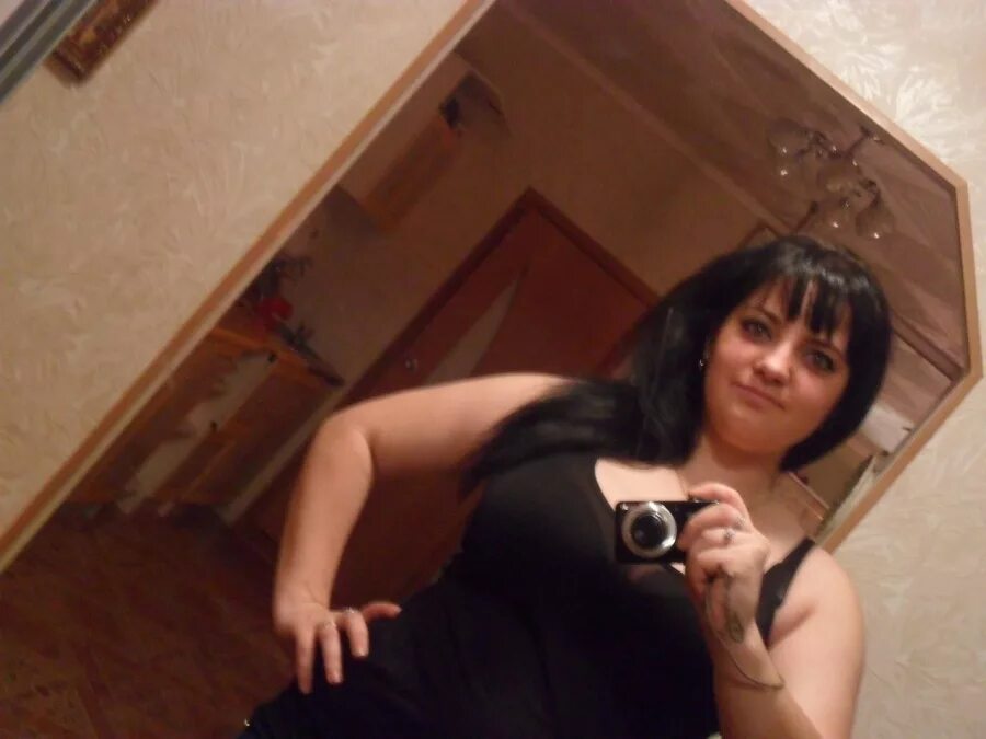 Знакомится с девушками тюмень. Женщины город тюмень. Тюменские девушки. Ищу девушку тюмень. Ищу девушку тюмень.