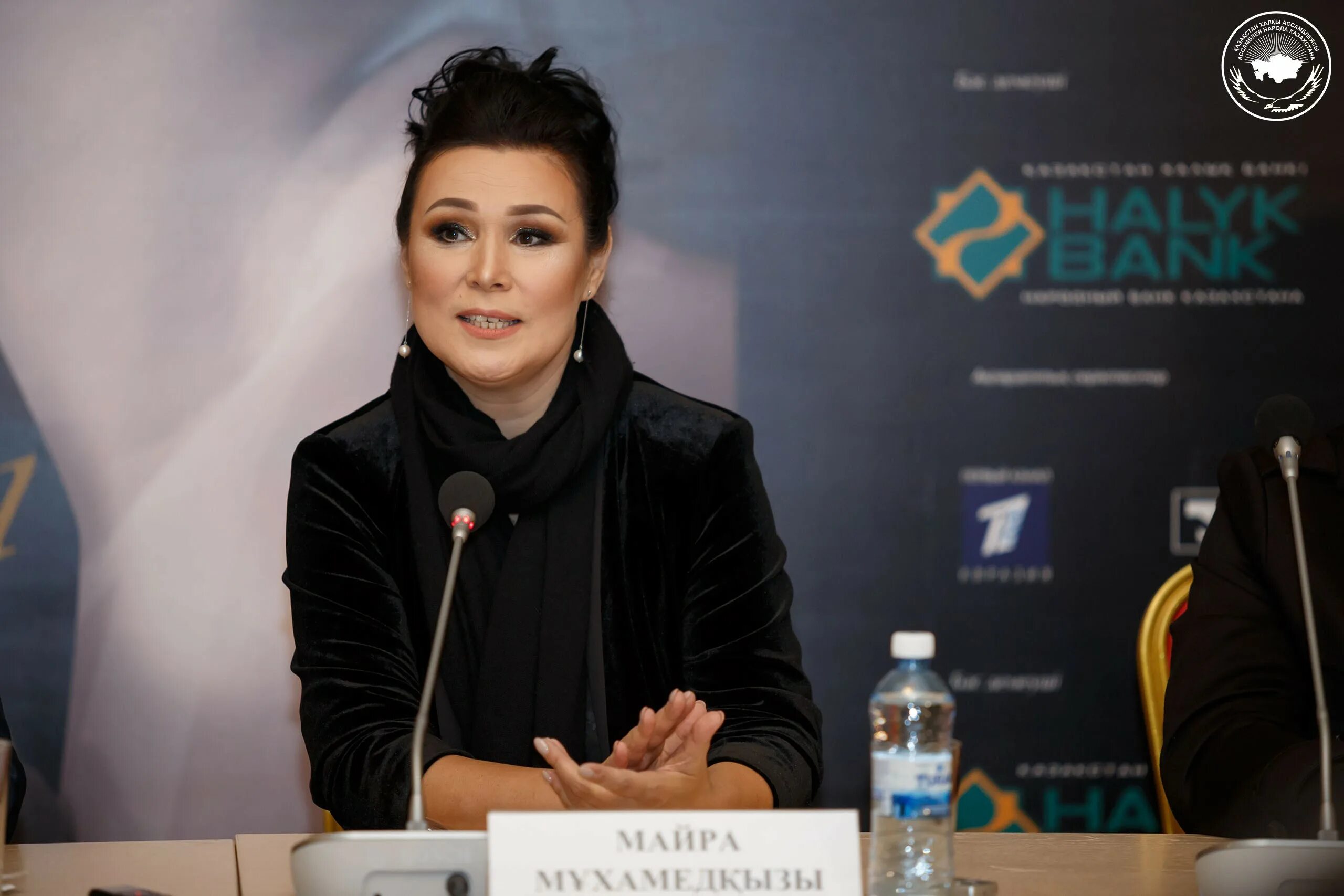 Жунисова майра аскербековна. Майра мұхамедқызы. Ильясова майра мұхамедқызы. Майра певица казахская. Певица казашка.