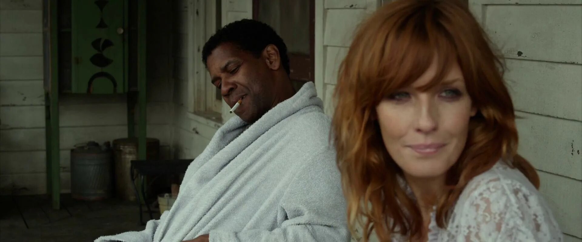 Келли райлли в фильме экипаж. Экипаж дензел вашингтон. Экипаж сша 2012. Джон гудман экипаж. Келли райлли экипаж.