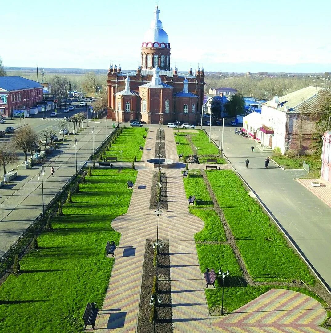 Погулять в курске. Обоянь Курская область. Обоянь город в Курской области. Сквер в городе Обоянь. Новые скверы Обояни.