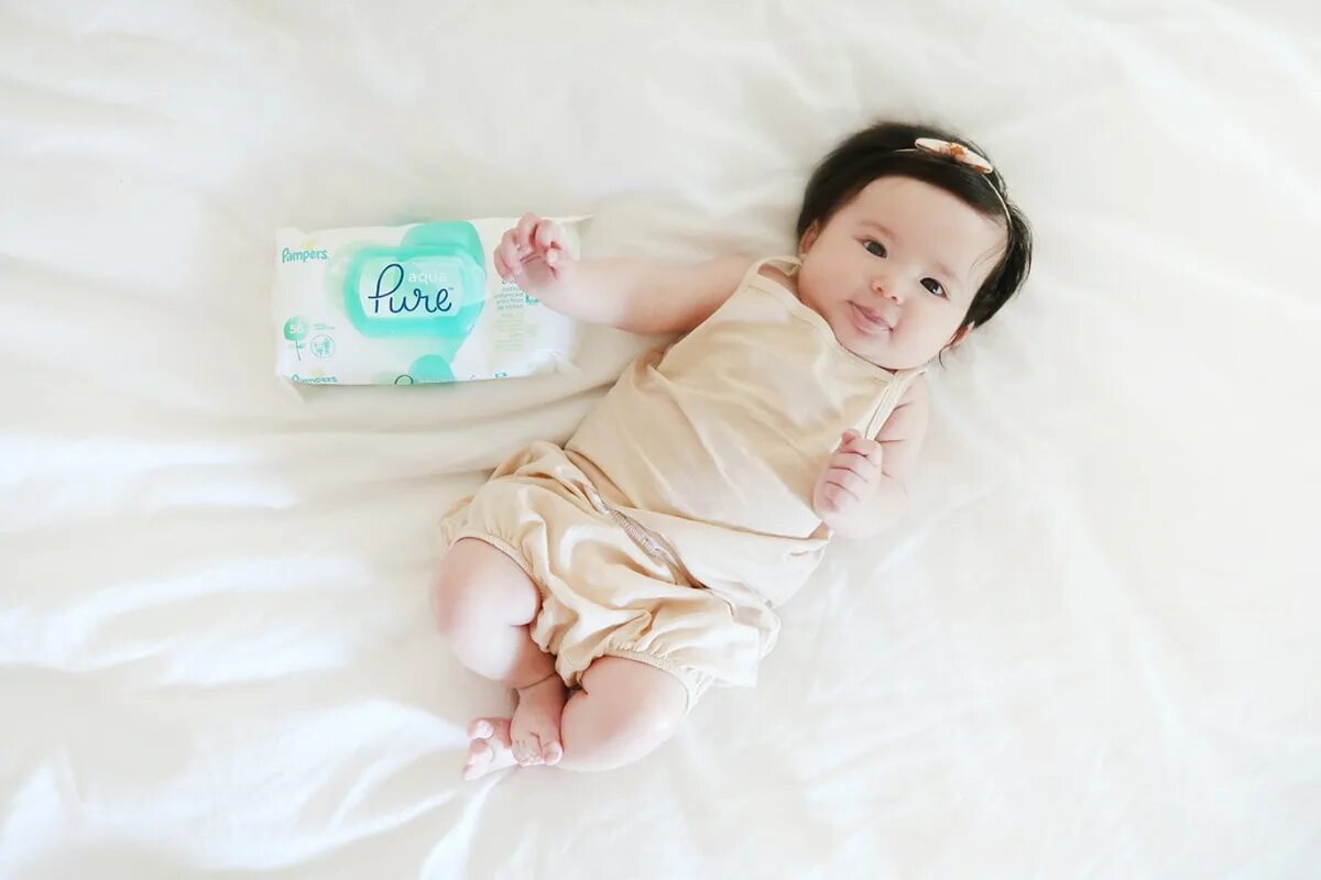 Baby wipes. Baby Bella wipes. Baby wet wipes обои. Cleaning Baby wet wipes.