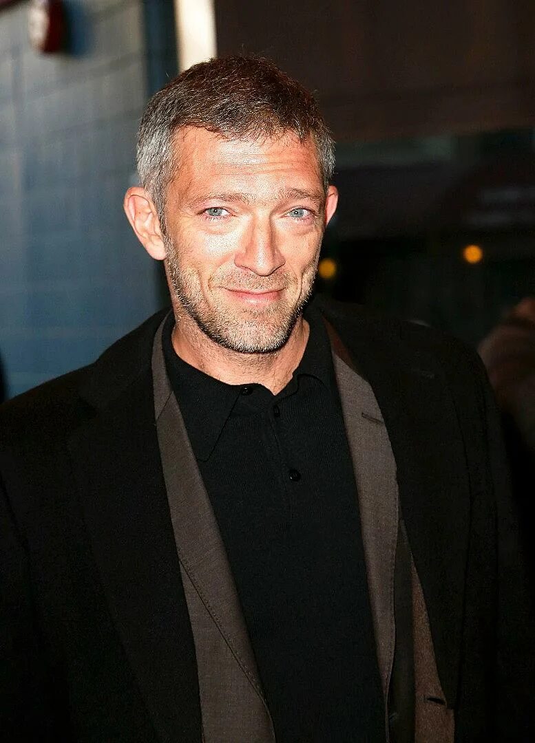 Венсан кассель актер. Венсан кассель фото. Vincent cassel в молодости. Венсан кассель актер. Венсает хасель.