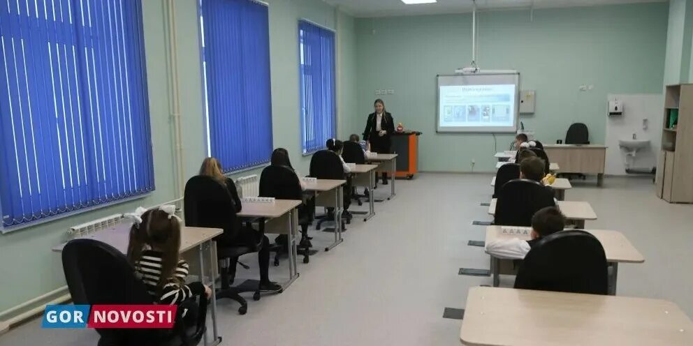 159 школа красноярск. Тренерская комната в школе. Открытая школа красноярск. Судостроительная улица 37. 159 школа красноярск.