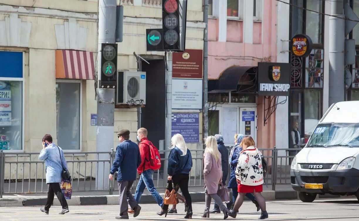 Почему тула не работает. Умные светофоры в туле 2025. в туле заработал умный светофор. интерфарма тула репортаж.