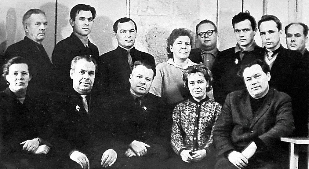 Обком комсомола. Обком комсомола