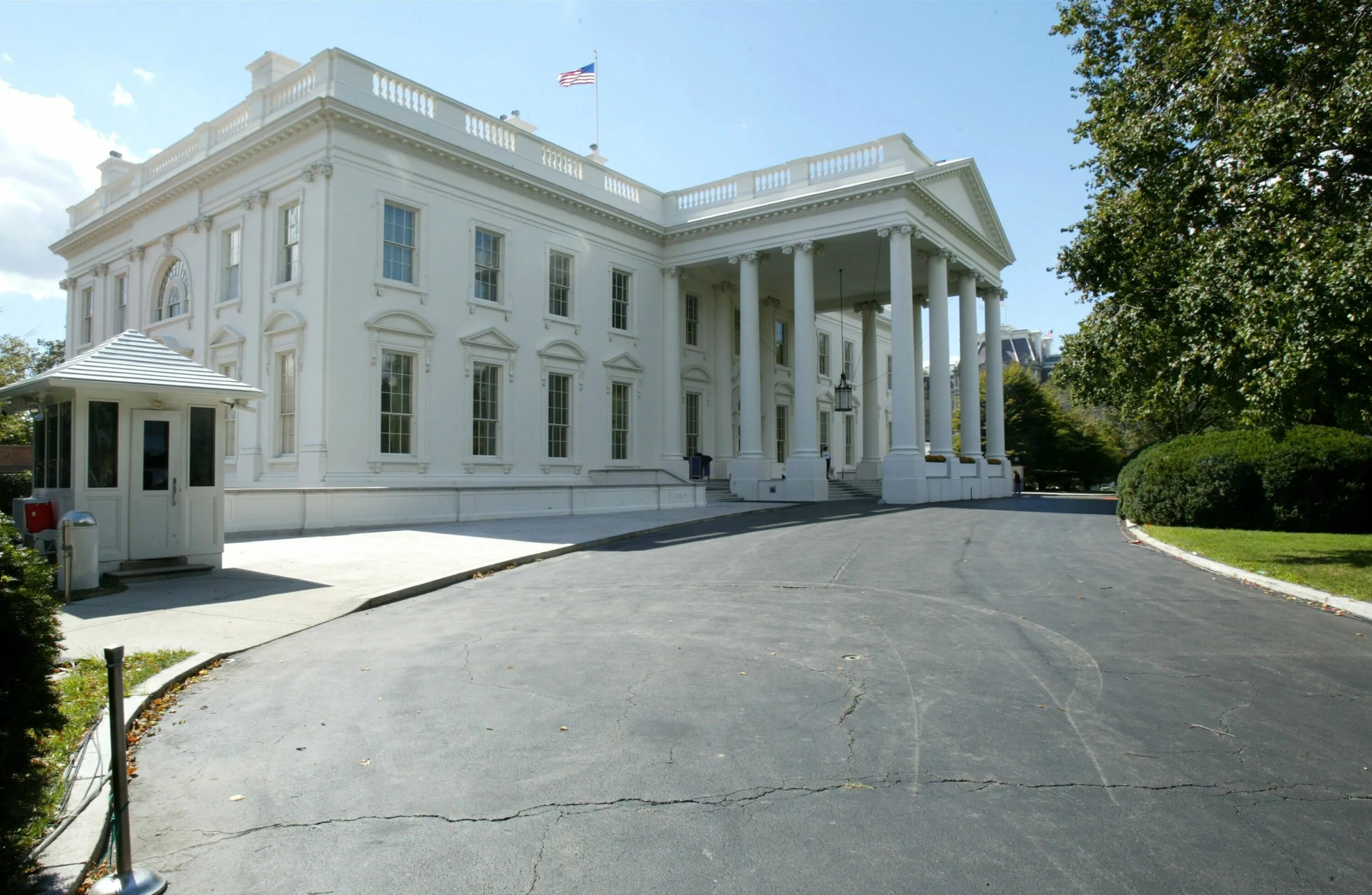 Белый дом архитектор. Белый дом (the White House). Вашингтон резиденция президента. Резиденция президента США белый дом. Америка белый дом Вашингтон.