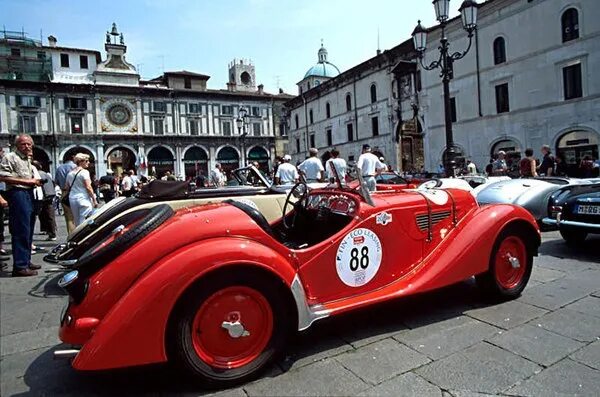 Гонки mille miglia 1920. Mille miglia гонка. Company. Mille miglia 1957 года. Mille miglia гонка.
