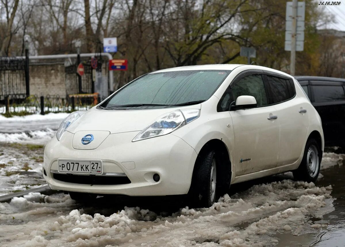 Nissan Leaf гос номер. Nissan Leaf 2023 года. Ниссан лиф в Хабаровске. Nissan Leaf аэростайл серый цвет. Куплю ниссан в приморье