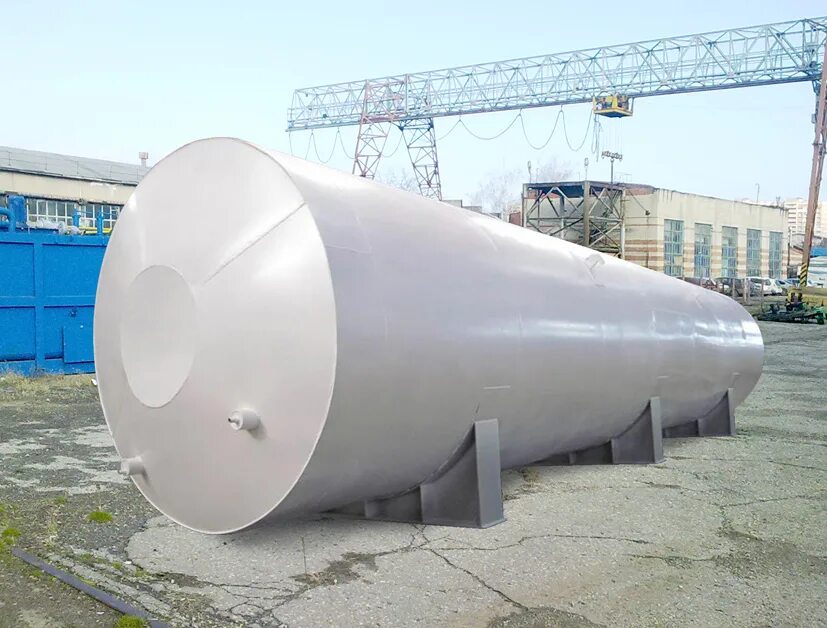 зрезервуар стальной горизонтальный наземный одностенный ргсн25м3. ргс-50 резервуар. резервуары стальные горизонтальные для нефтепродуктов. резервуар горизонтальный стальной ргс-100. металлические горизонтальные подземные резервуары ргс.