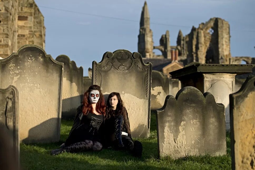 Whitby Gothic weekend. Готическая культура. Приморская готы. Фестиваль Брэма Стокера в Дублине. Как пройти гот