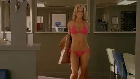 The Dukes of Hazzard: Daisy Duke (Jessica Simpson) Seduces Deputy in Bikini...