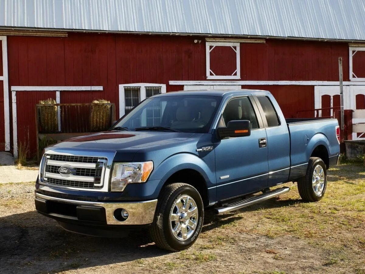 Ford f150 красный. Форд f150 2014. Ford svt raptor 2014. Форд 150 2014. Форд ф 150 xlt.