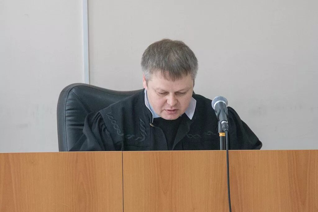 Виктор круглянин судья фото Судья Александр Першин: "Один раз я вынес приговор "выше высшего"" Амурская пр