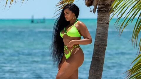 Ashanti Wears Sexy Bikinis for Photo Shoot in Florida! | 