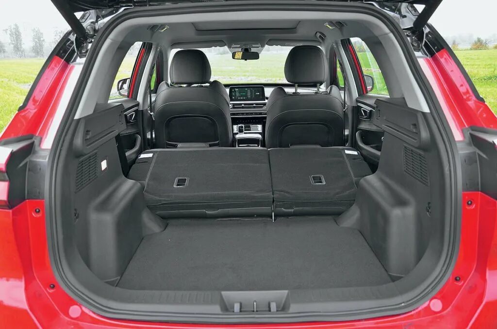Тигго 4 багажник размеры. Chery tiggo 8 pro max багажник. chery tiggo 7 pro багажник. chery tiggo 4 pro багажник. chery tiggo 7 багажник.