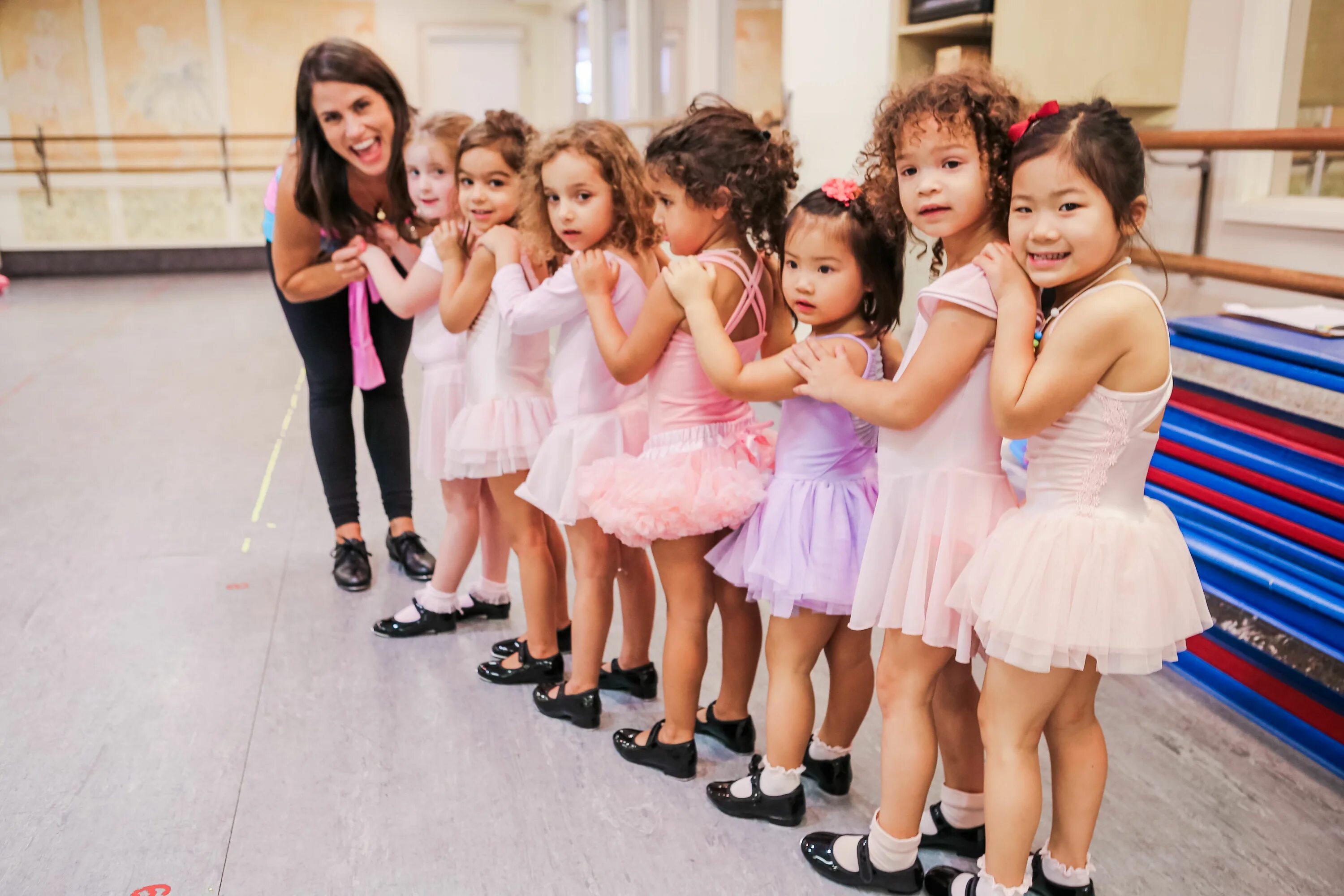 Acting classes dance classes