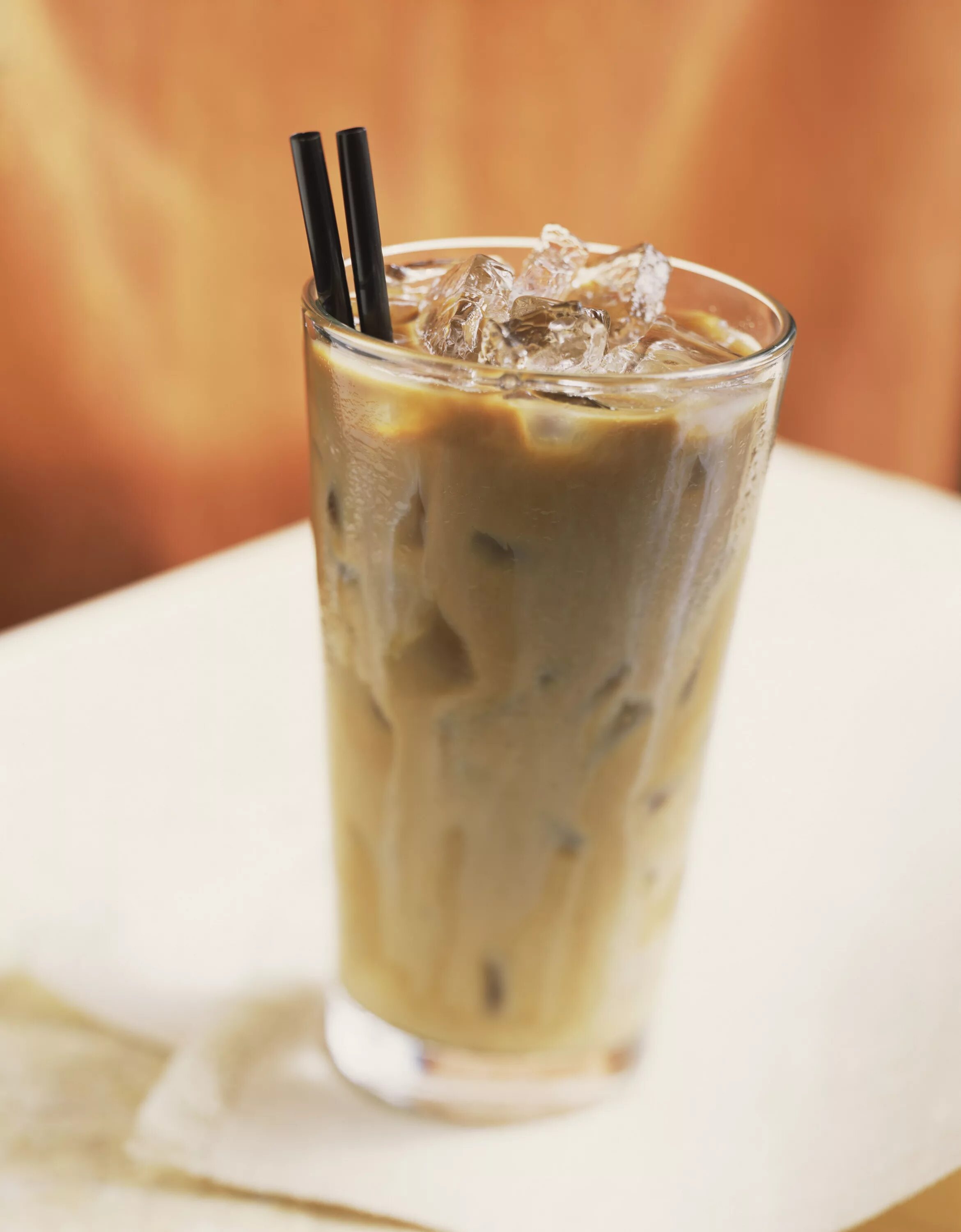 Айс кофе (Iced Coffee). Фраппе лед фраппе. Фраппе кофе со льдом. Фредо айс латте. Холодный кофе с льдом