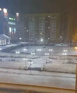 Почему сейчас идет снег