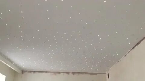 Потолки белое небо