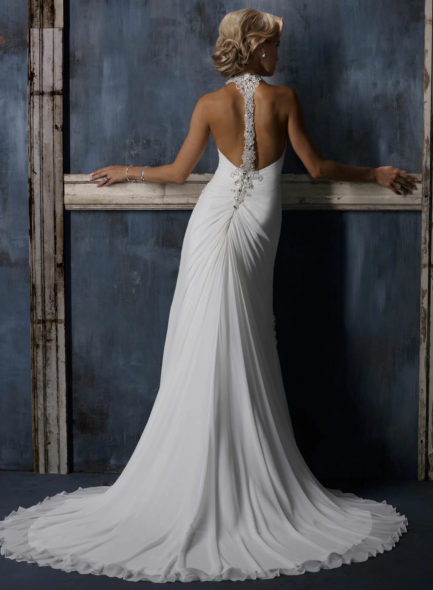 Свадебное платье со спиной. Свадебное платье со спиной. Невесты в свадебных платьях. Свадебное платье анна кузнецова 2020. Свадебное платье со спиной.