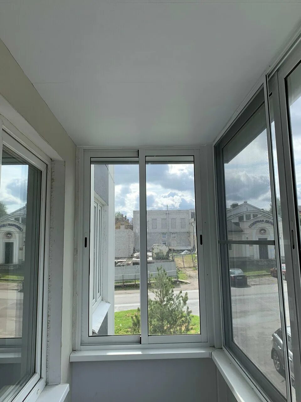 зеркальные глухие окна пвх. дверь veka euroline. стеклопакеты в петрозаводске. пластиковые окна в городе петрозаводске. окна пластиковые петрозаводск.