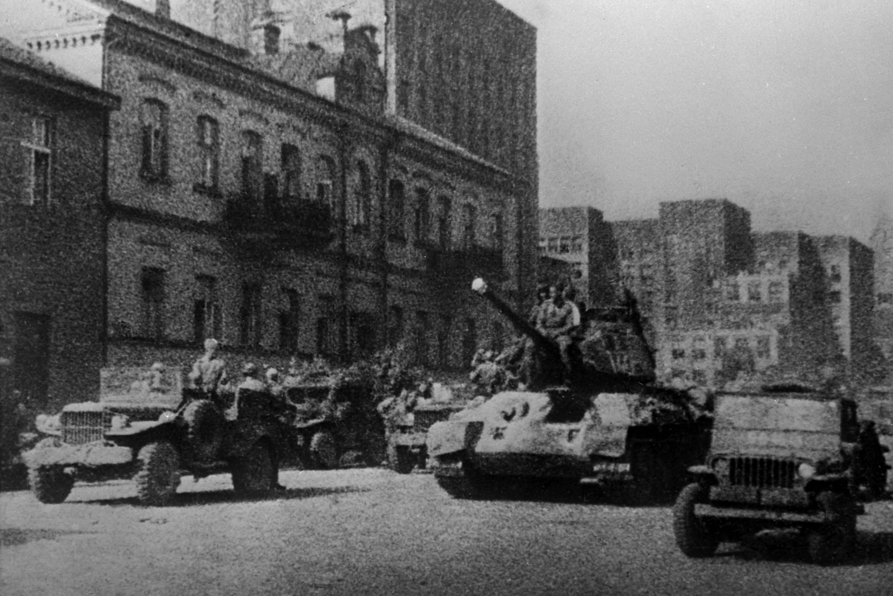 Операция багратион беларусь. Освобождение Минска 1944. Освобождение Минска операция Багратион. Белорусская наступательная операция Багратион освобождение Минска. Минская наступательная операция 1944 года.