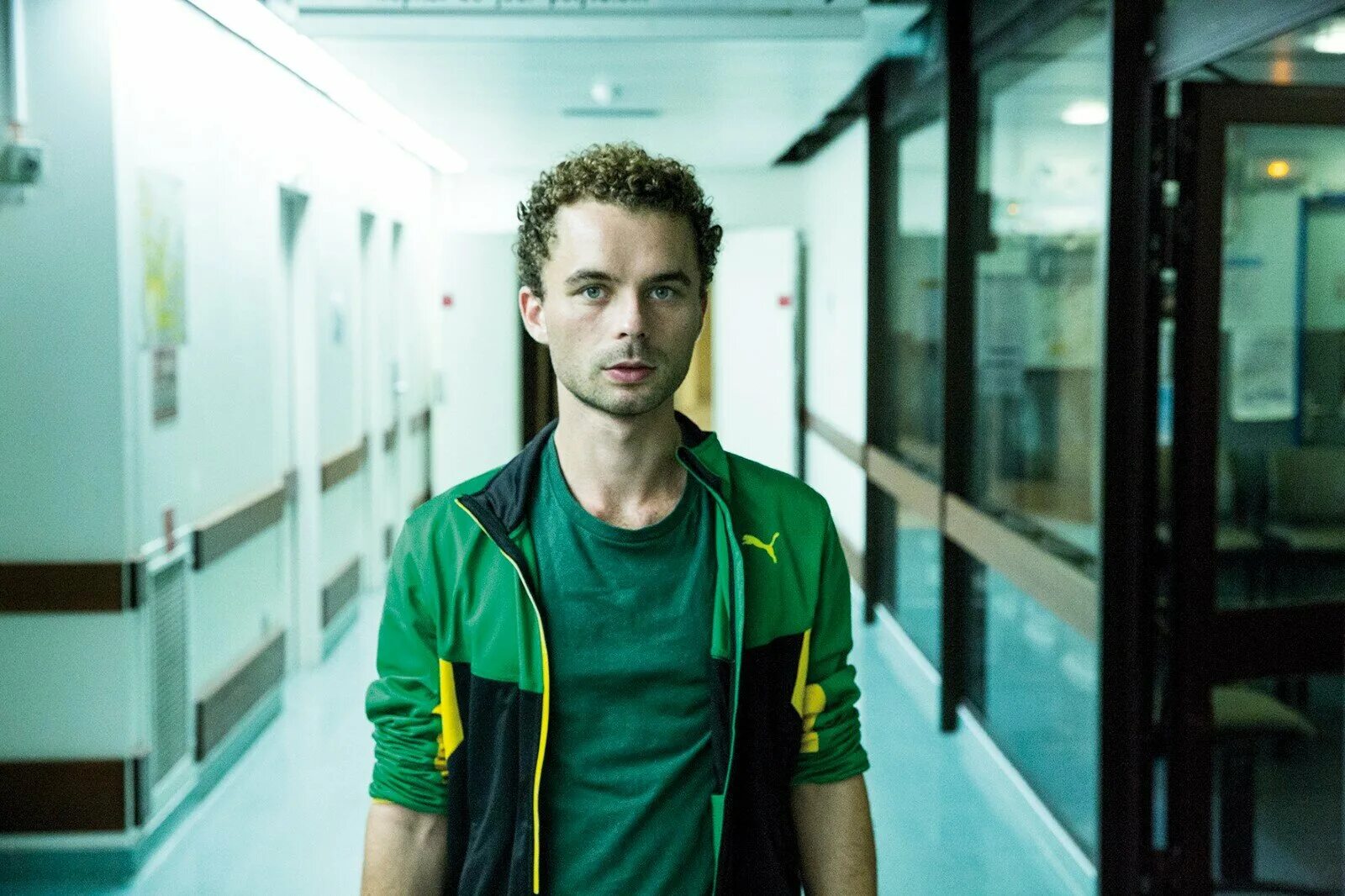 Франсуа намбот. Theo et hugo dans le meme bateau 2016. Theo et hugo. Франсуа намбот. Франсуа намбот.