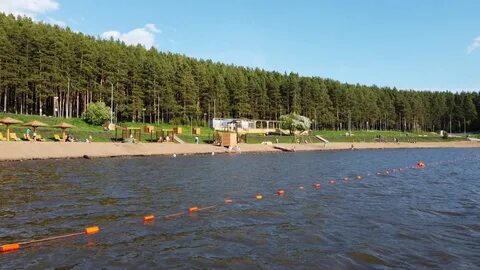 Пляж реки белой