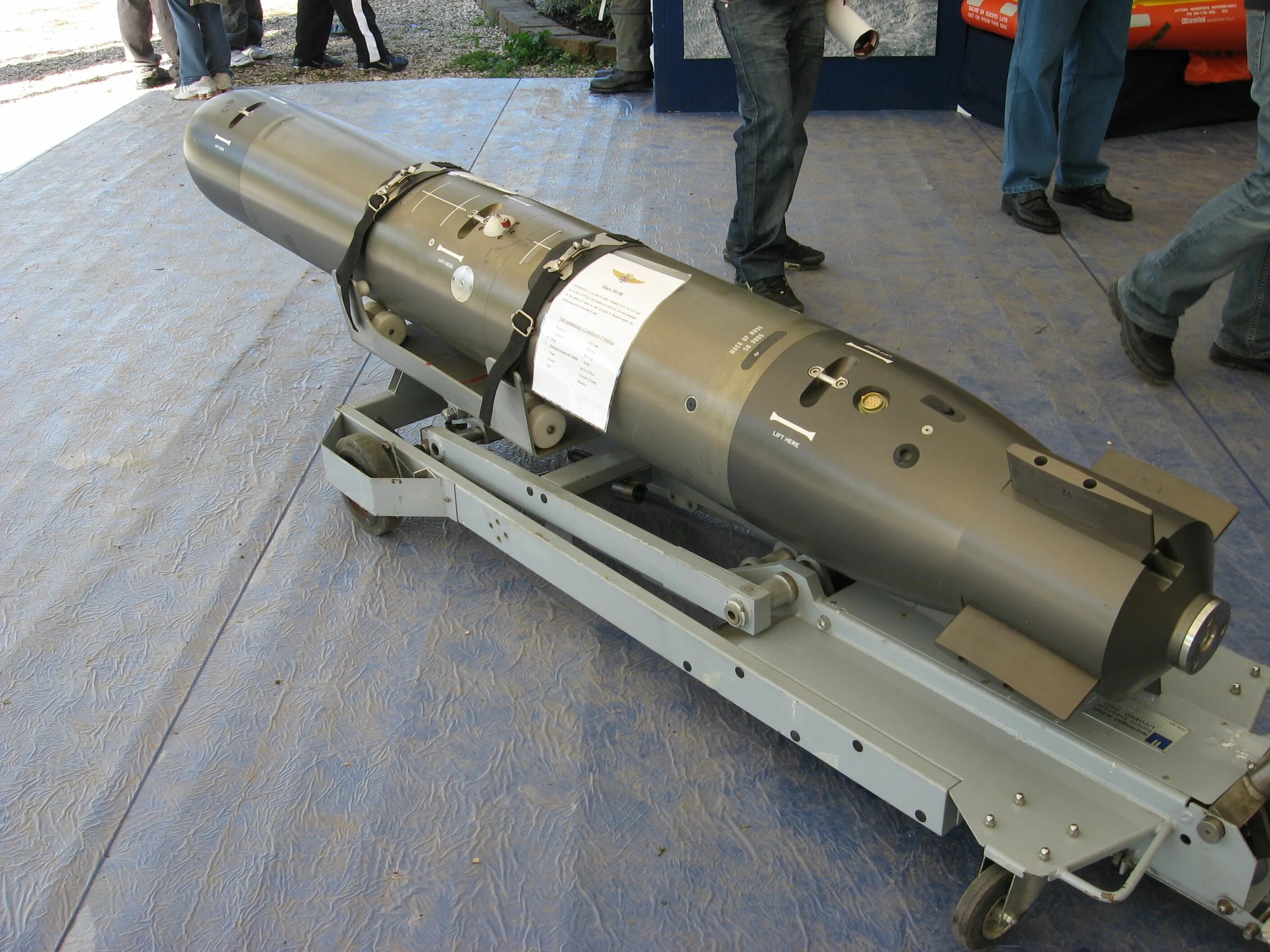 Торпеда википедия. Mu-90 торпеда. тэ-2-02 торпеда. современные торпеды. торпеда фото.