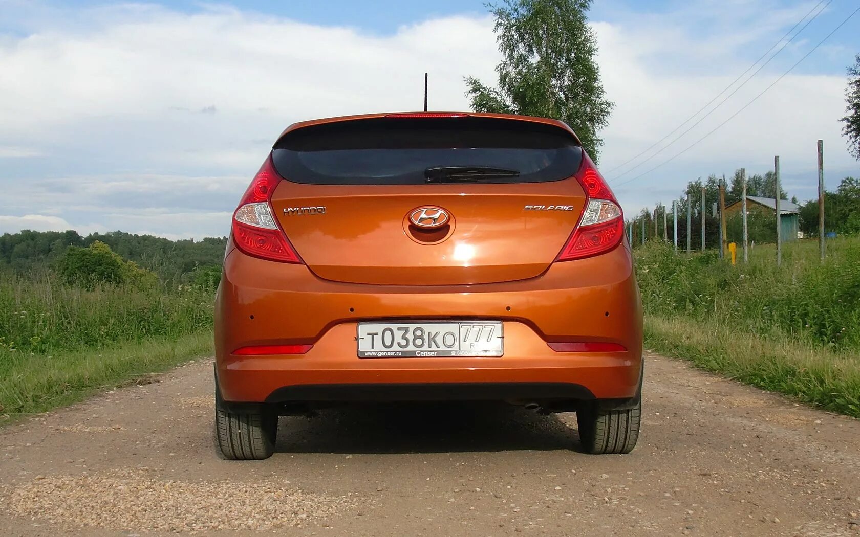 Solaris 2012 хэтчбек. Hyundai solaris hatchback 2014. солярис хэтчбек 2014. солярис хэтчбек зад.