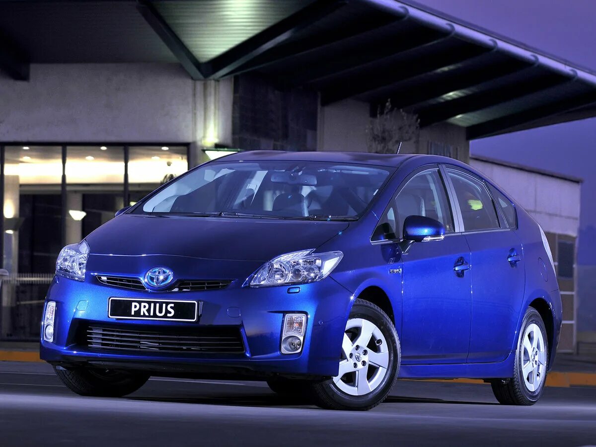 Toyota Prius. Toyota Prius 2009. Toyota Prius 6. Toyota Prius zvw60. Какую toyota купить