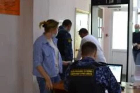 Арестовывают ли халву приставы