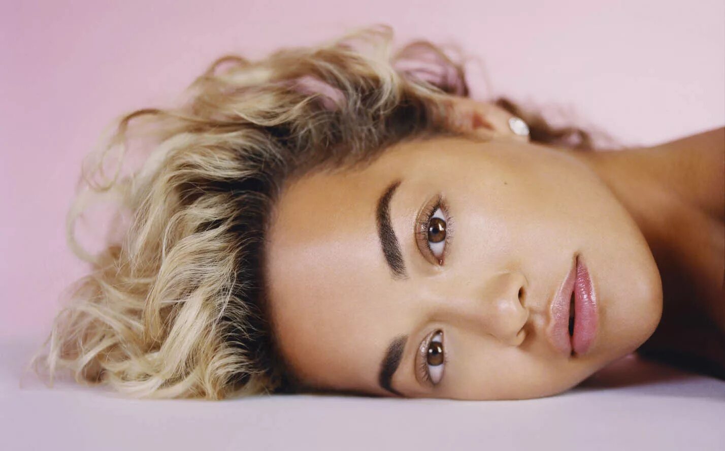 Рита ора и бейонсе. Rita ora обложка. Rita ora let me. Рита ора let. Рита ора love.