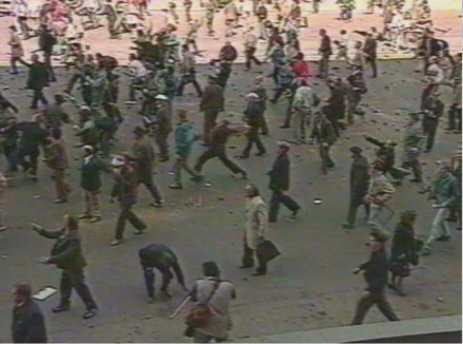 Май 1993 г. Первомайское побоище 1993. Первомайский митинг 1993.