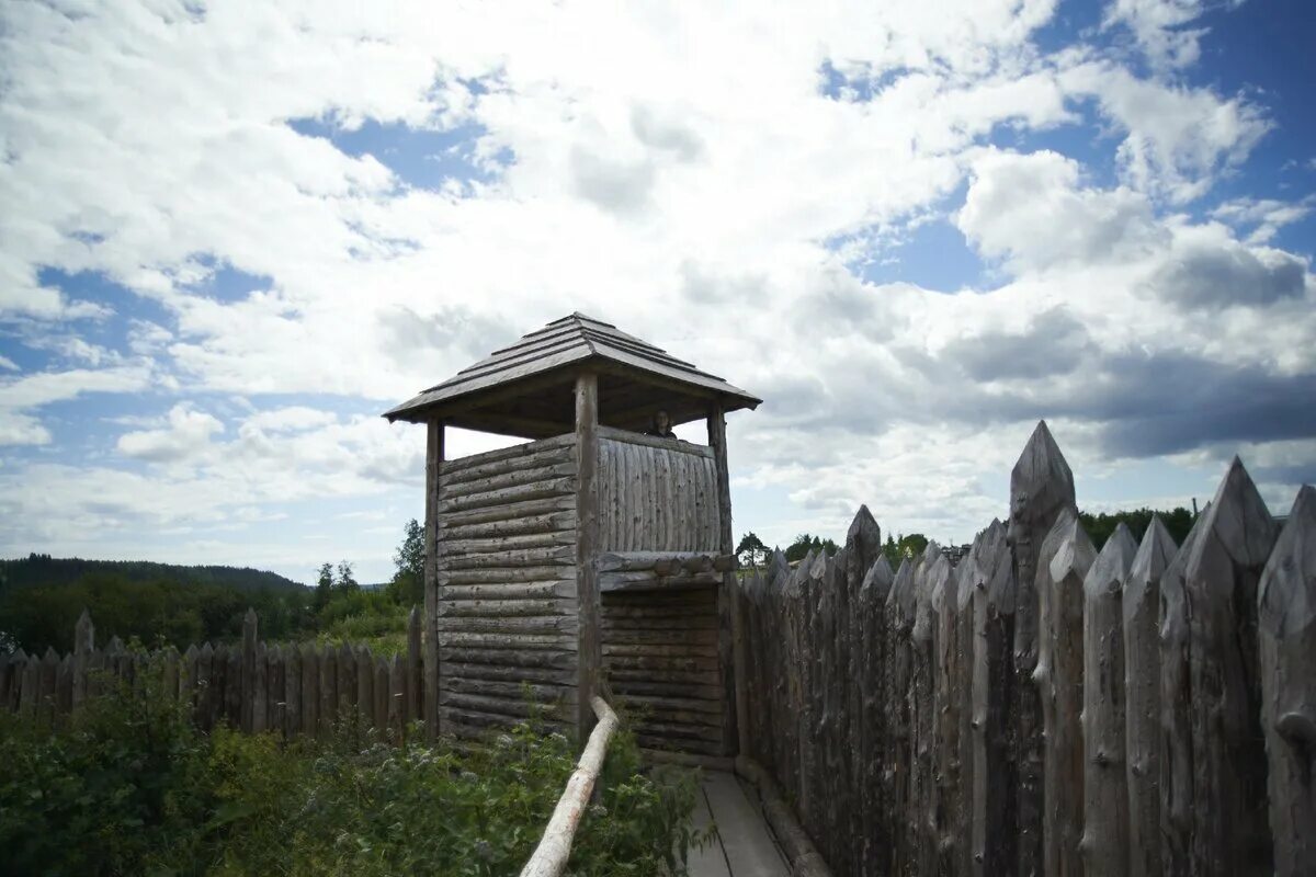 Сортавала исторический. Исторический парк Бастион Сортавала. Музей Бастион Сортавала. Крепость Бастион Сортавала. Сортавала парк викингов Бастион.