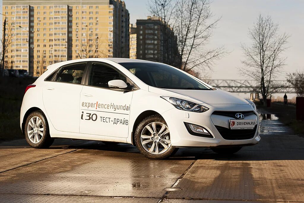 Хендай белгород. Hyundai i30 хэтчбек 5 дверей. хендай ай 30 комплектация классик. хендай i30 поколения. комплектация ай30 2012.